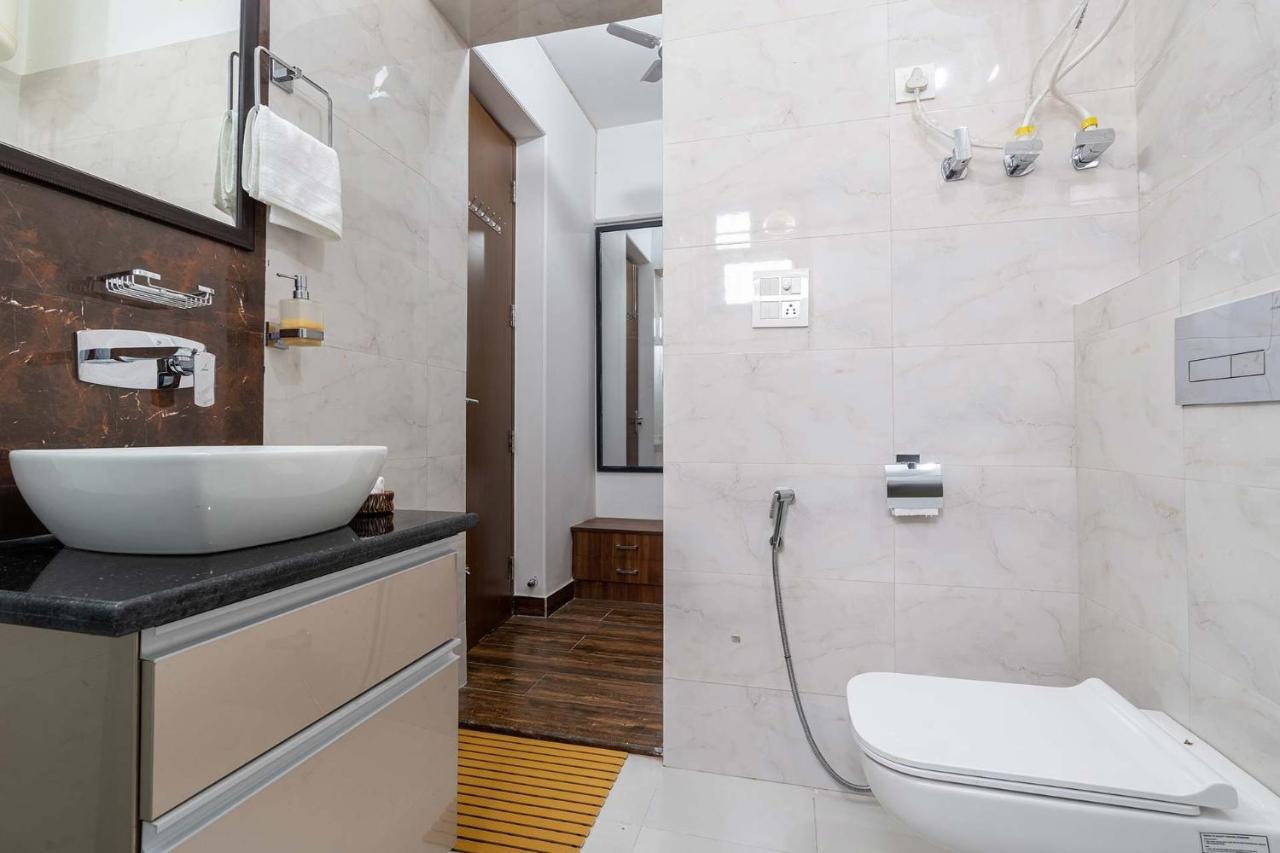Brookvale Manor By Stayvista - Private Pool Haven With Endless Views & Indoor Fun Sohna ภายนอก รูปภาพ